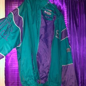 Charlotte Hornets vintage starter jacket